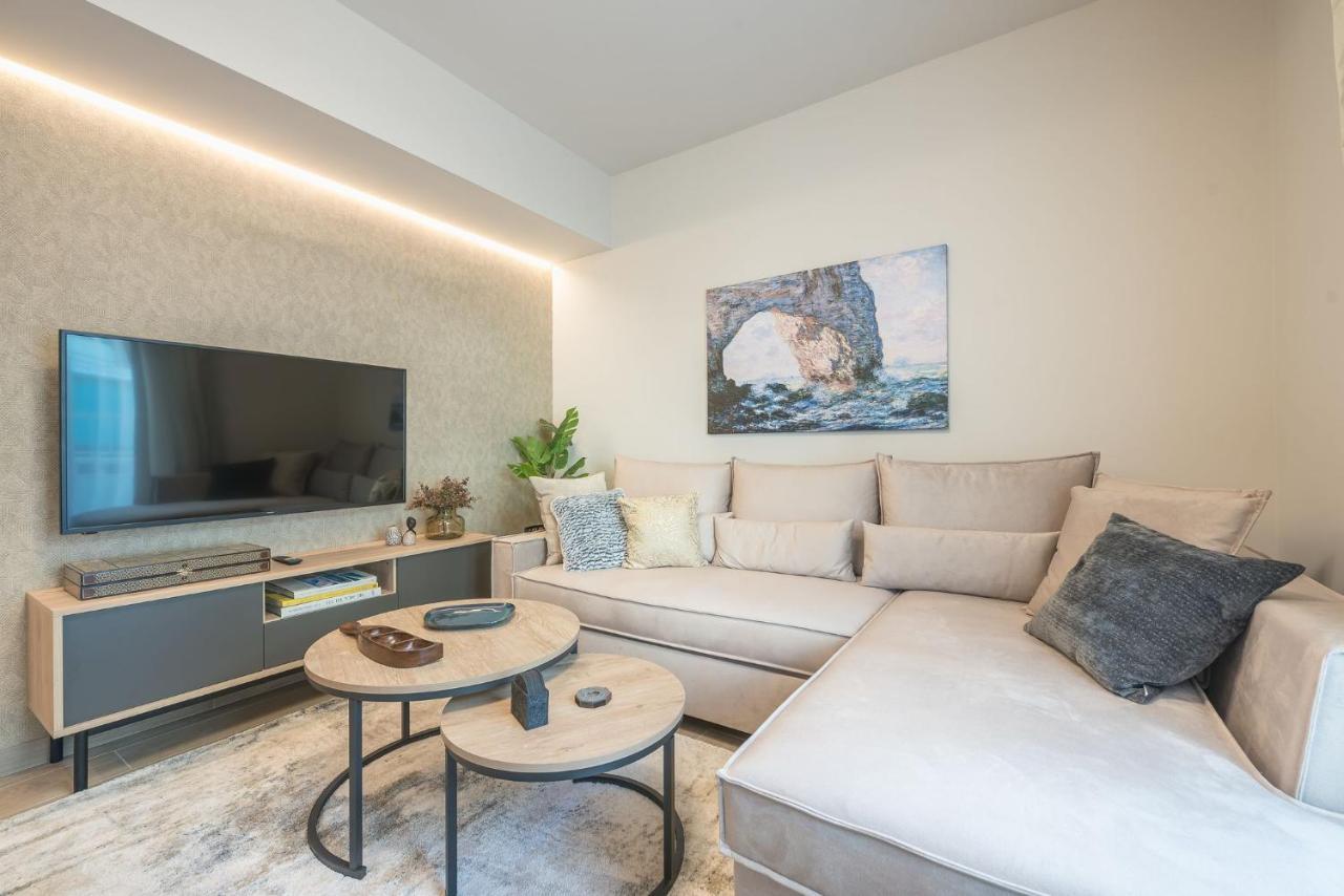 Beautiful & Renovated Aprtm In Piraeus Apartamento Exterior foto